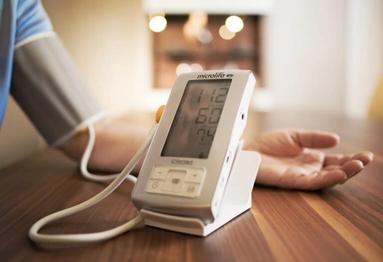 Тонометр автоматичний для дому – як правильно обрати, користуватися та контролювати тиск тонометр автоматичний